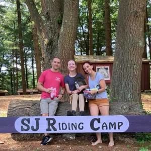 Meet your Posher, Laura